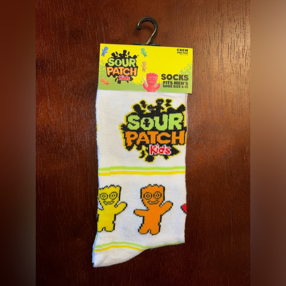 SOUR PATCH KIDS NOVELTY CREW SOCKS NWT MEN’S SHOE SIZE 6-12